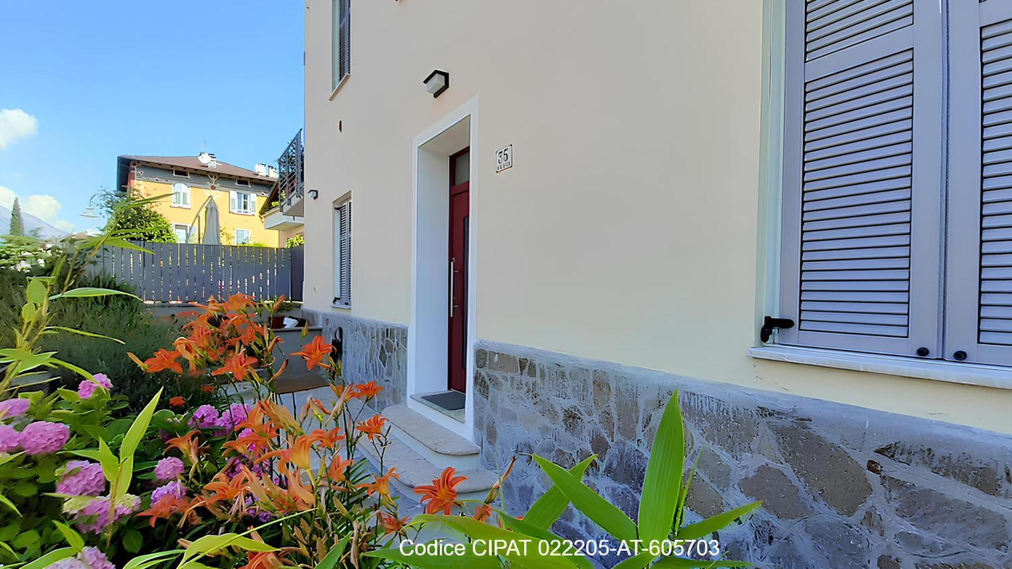Over The Castle Apartment Trento Exterior photo